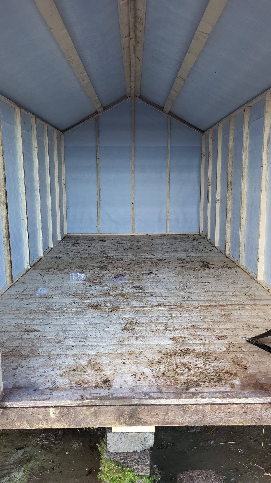 Large Barrel Board Garden shed with metal roof