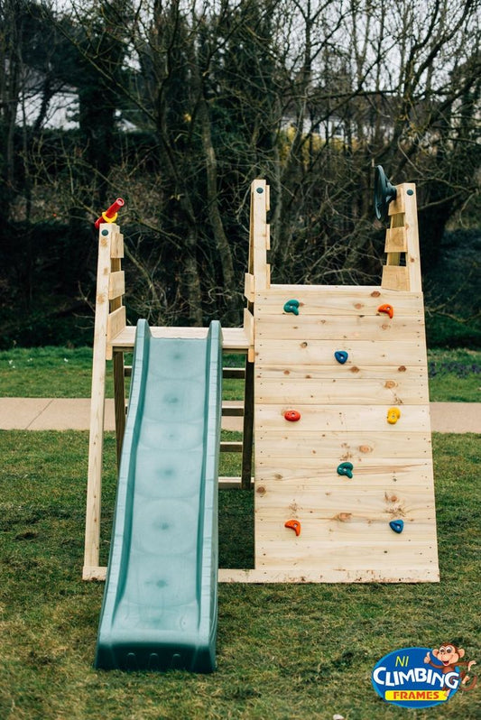 Mini Ulster - Climbing Wall, Slide & Cargo Net